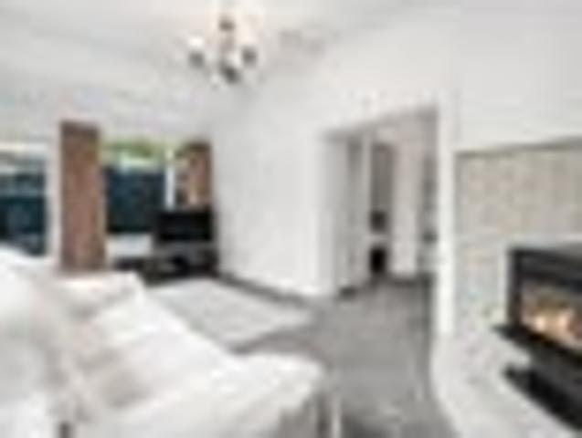House for sale in Chaslands, Canterbury