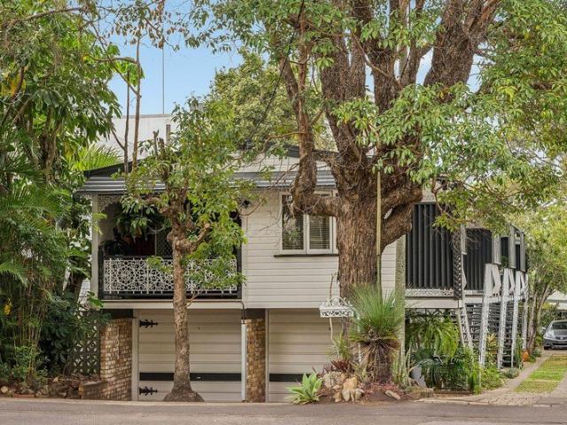 Apartment for sale in Merthyr, Greater Brisbane