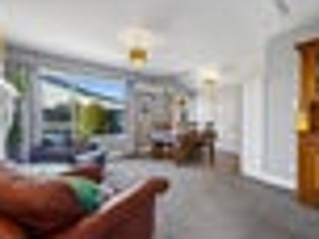 House for sale in Chaslands, Canterbury