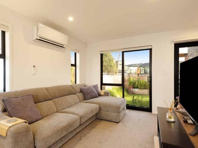 Townhouse for rent in Days Bay, Wellington