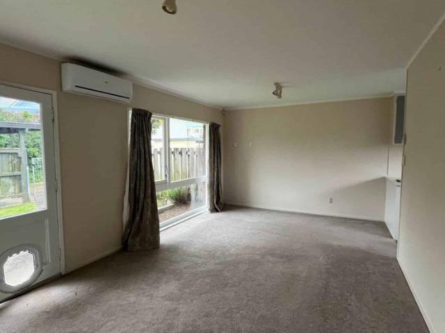 Apartment for rent in One Tree Hill, Oroua County