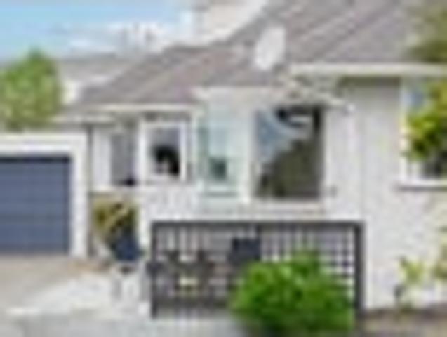 House for sale in Raumati Beach, Paraparaumu