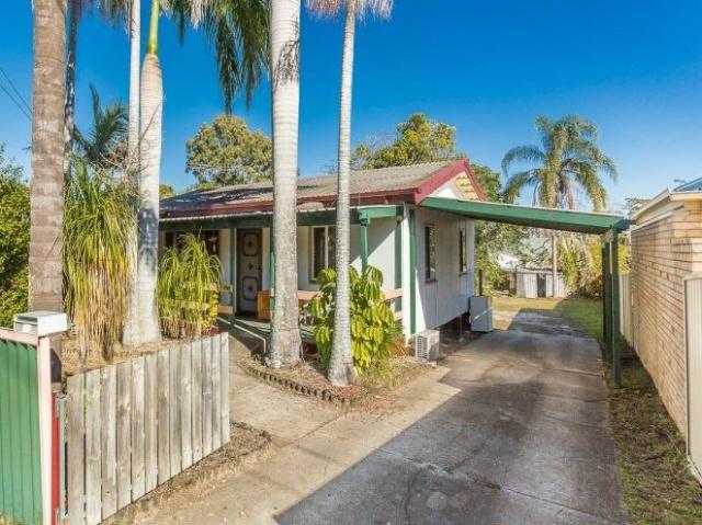 House for rent in Redcliffe, Greater Brisbane