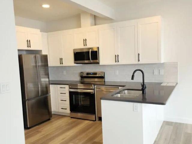 Townhouse for rent in Cavanagh, Edmonton