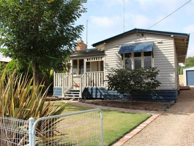 House for rent in Gisborne, Victoria