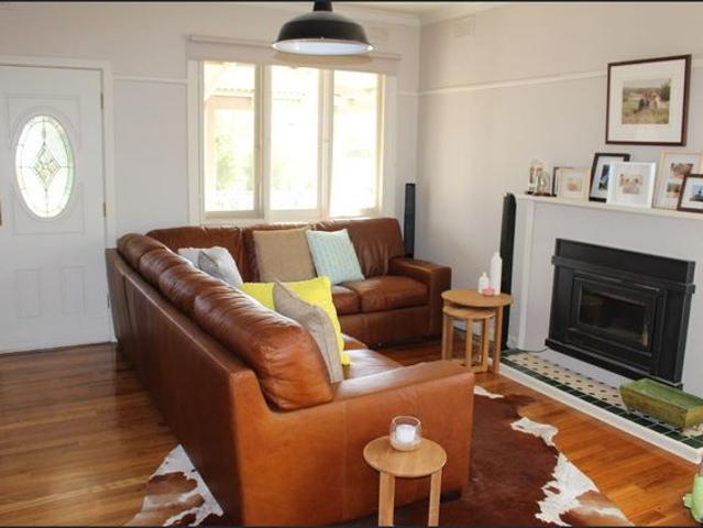 House for rent in Gisborne, Victoria