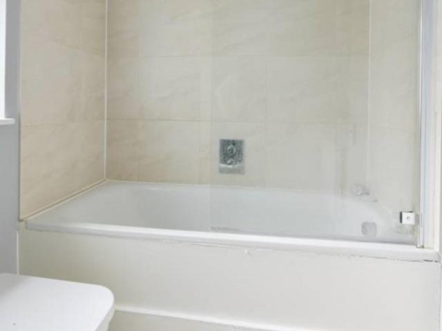 Room for rent in Fulham, Greater London