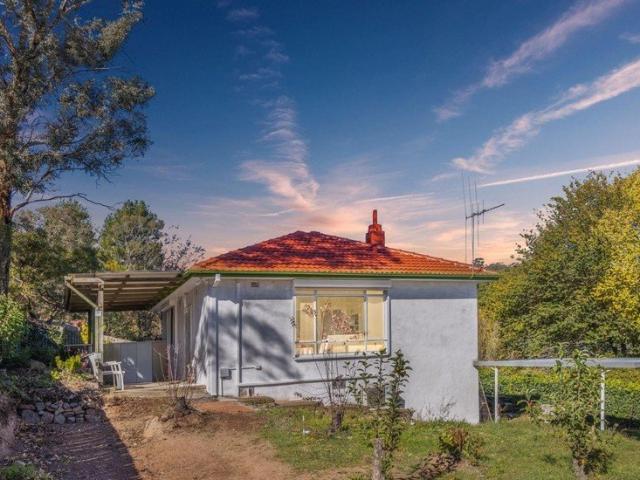 House for sale in Queanbeyan East, Queanbeyan
