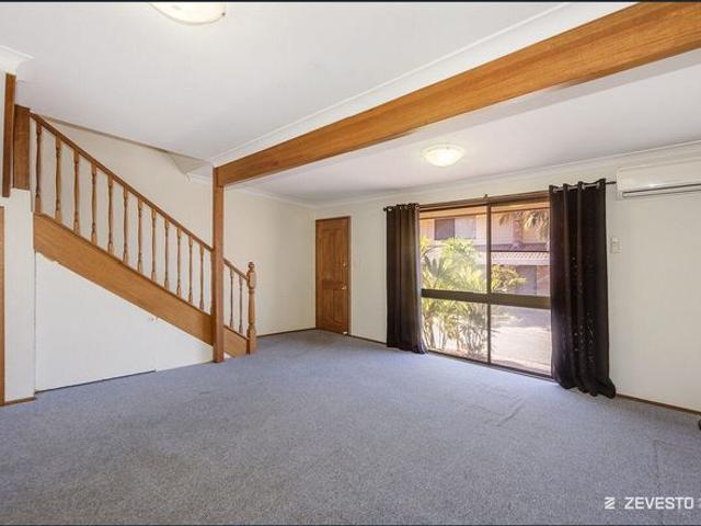 Townhouse for rent in Toombul, Queensland