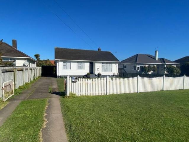 House for rent in Taranaki