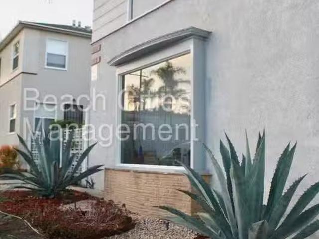 Condo for rent in Long Beach