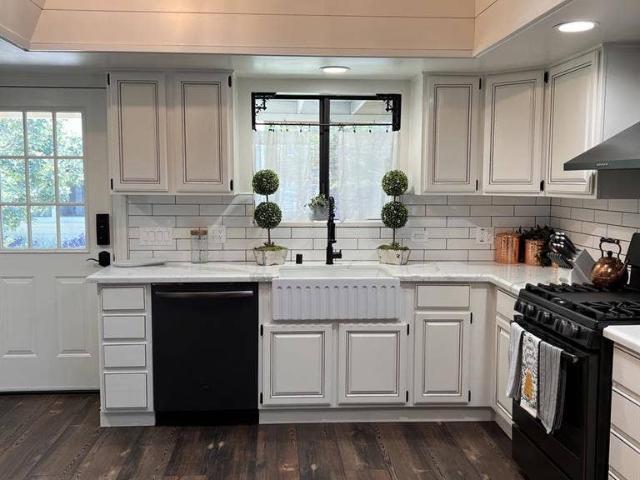 Room for rent in La Verne, California