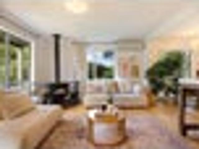 House for sale in Otakou