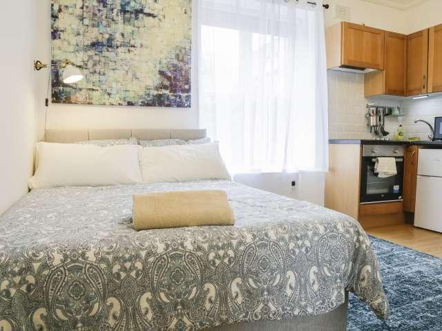 Studio to rent in Bluebell, North Tipperary