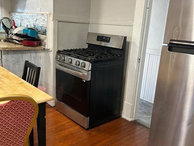 Room for rent in California