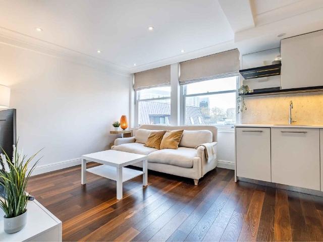 Apartment for rent in Paddington, Greater London
