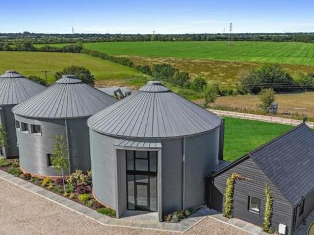 House for sale in Lyons, Greater London