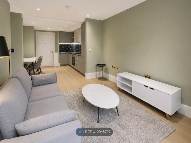 Apartment for rent in East Greenwich, Greater London