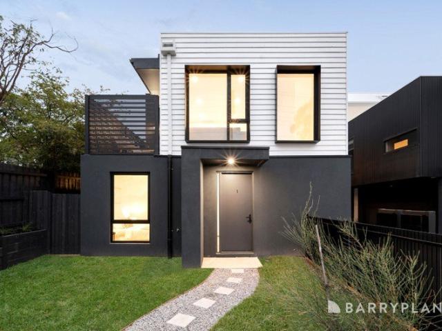 Townhouse for sale in Camerons Creek, Victoria