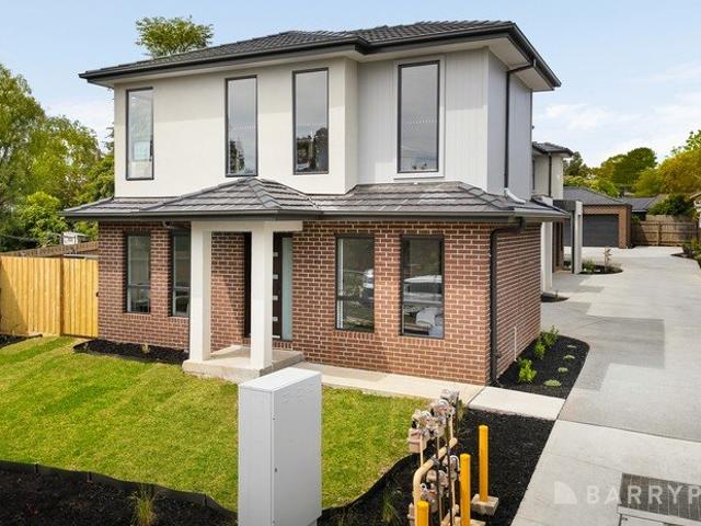 Townhouse for sale in Camerons Creek, Victoria