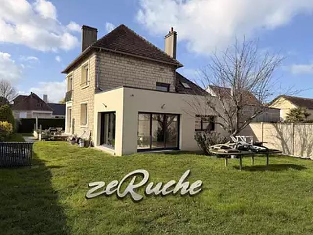 Maison vente à Caen, Normandie