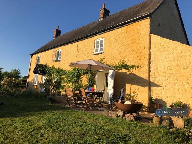 House for rent in Mitchel Troy, Wales