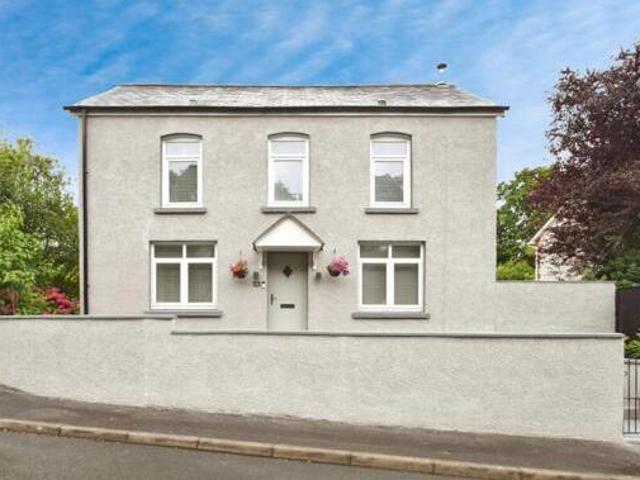 House for sale in Ammanford, Wales