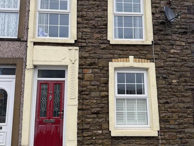 House for rent in Cwarter Bach, Lower Brynamman
