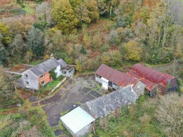 House for sale in Llandeilo, Wales