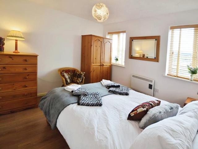 Apartment for rent in Pengam Green, Falcon Lodge