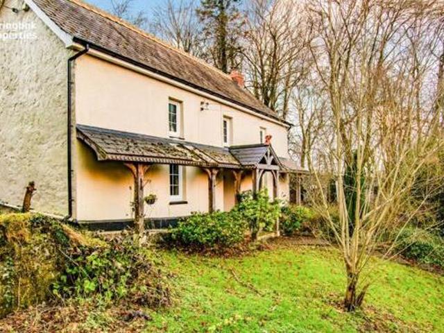House for sale in Llanybydder, Wales