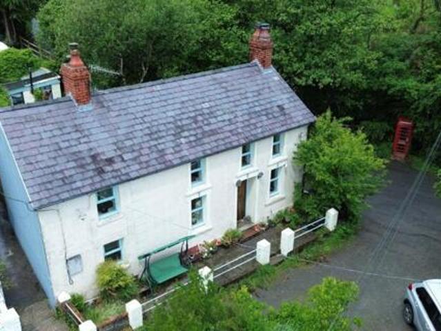 House for sale in Llanybydder, Wales