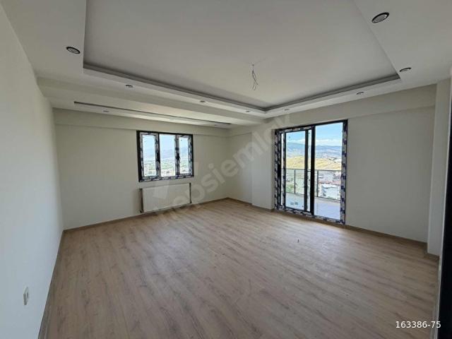 Menemen, İzmir içerisinde satılık mülk