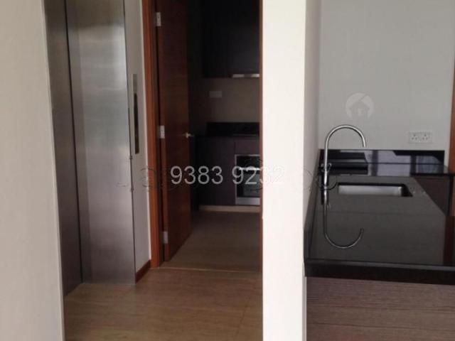 Apartment for sale in Tanglin Road