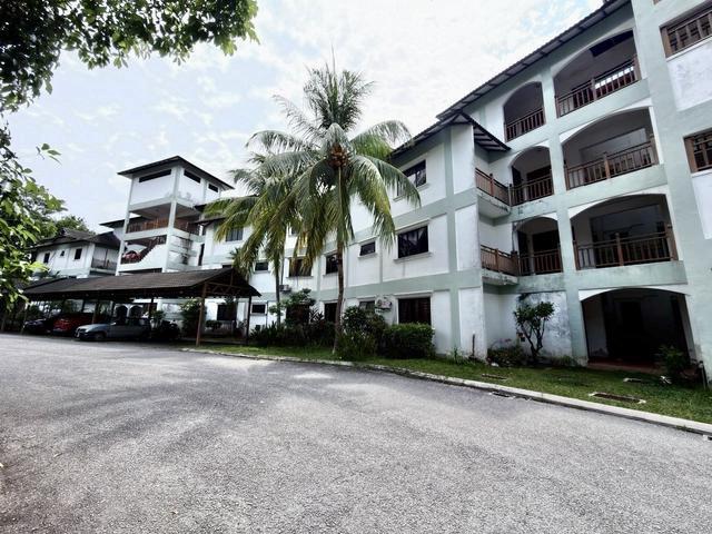 Apartment for sale in Tanjong Sepat, Selangor