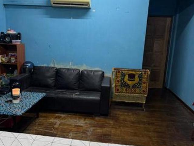 Apartment for sale in Tanjong Sepat, Selangor