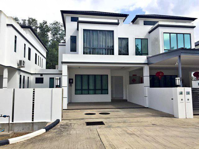 Terraced House for sale in Tanjong Sepat, Selangor