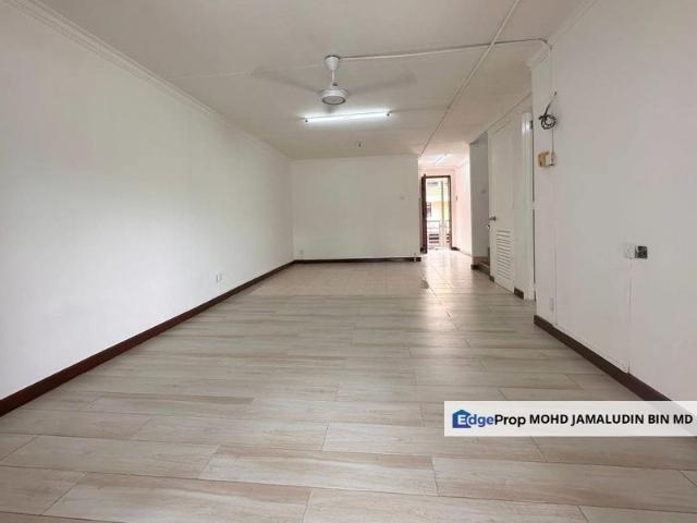 House for sale in Tanjong Sepat, Selangor