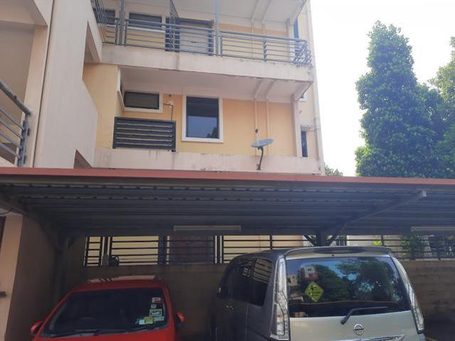 Townhouse for sale in Tanjong Sepat, Selangor