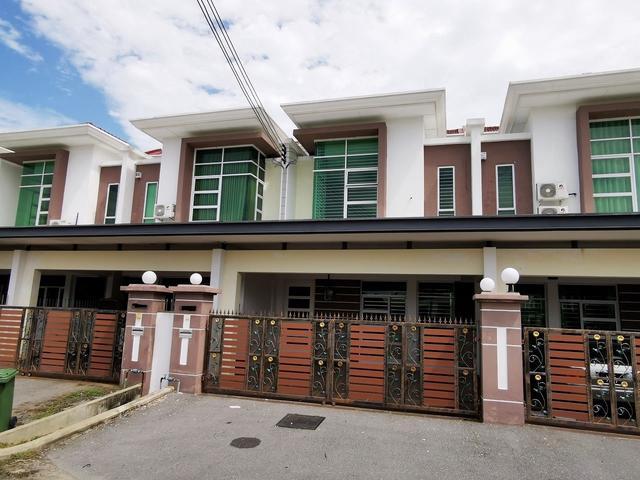 Terraced House for sale in Tanjong Sepat, Selangor