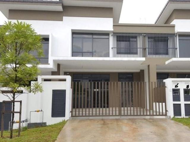 Terraced House for sale in Tanjong Sepat, Selangor