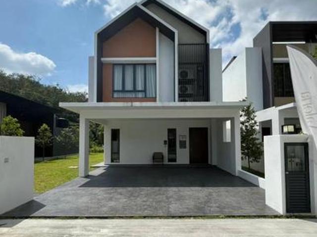 Terraced House for sale in Tanjong Sepat, Selangor