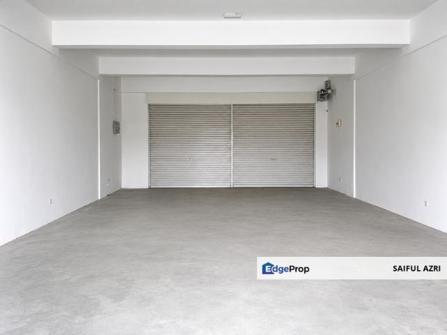 Shop for sale in Tanjong Sepat, Selangor