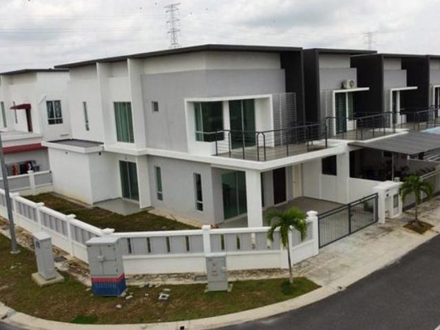 Terraced House for sale in Tanjong Sepat, Selangor