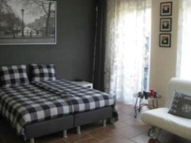 Studio te huur in Sloten, Amsterdam