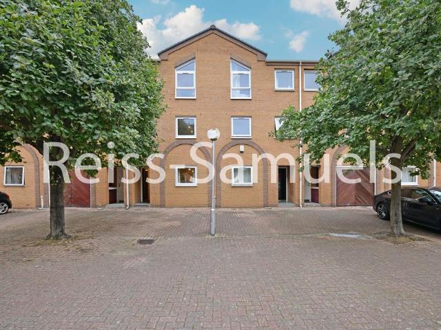 House for rent in Isle Of Dogs, Greater London