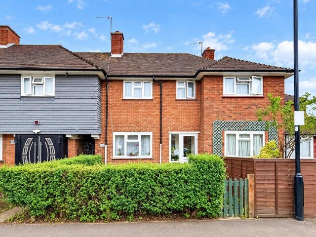House for rent in Sparrow Farm, Greater London