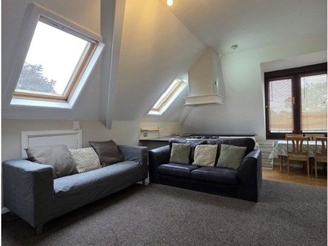 Apartment for rent in Rhydypenau, Falcon Lodge