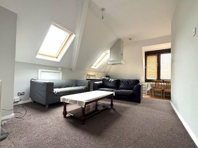 Apartment for rent in Rhydypenau, Falcon Lodge