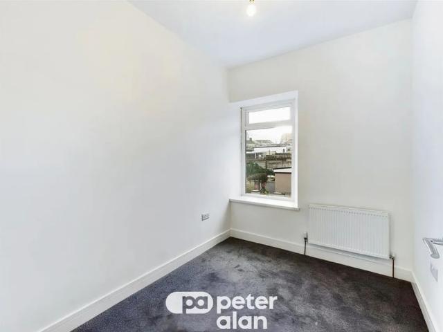 House for rent in Aberaman North, Wales